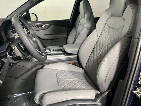 New 2026 Audi SQ7 Prestige image 12
