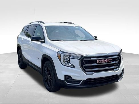 Certified 2024 GMC Terrain AT4 w/ LPO, Floor Liner Package AWD/4WD image 1
