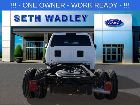 Used 2023 RAM 3500 Tradesman w/ Chrome Appearance Group image 5
