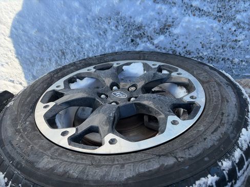 Used 2023 Subaru Crosstrek 2.0i Premium image 9