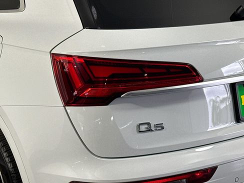 Used 2021 Audi Q5 e Premium Plus w/ Premium Plus Package image 36