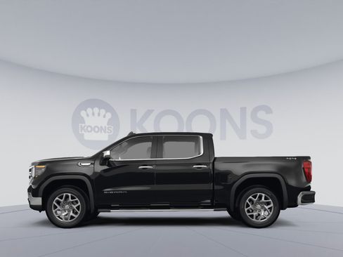 Used 2024 GMC Sierra 1500 SLT w/ SLT Premium Plus Package AWD/4WD image 2