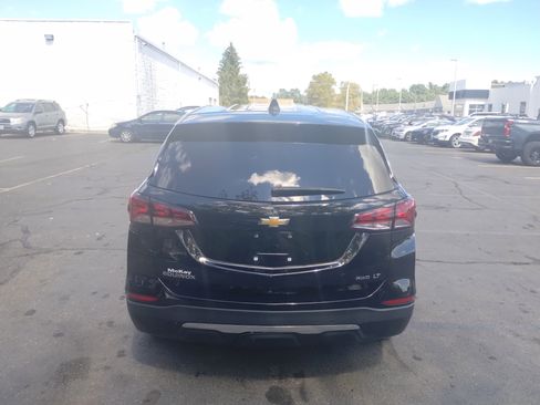 Used 2023 Chevrolet Equinox LT w/ Driver Convenience Package image 4