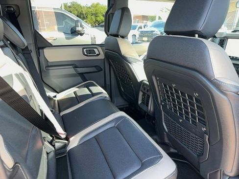 New 2025 Ford Bronco Big Bend w/ Black Diamond Package image 9
