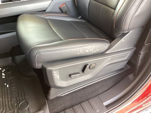 New 2025 Ford F150 Lariat w/ Equipment Group 501A Mid image 28