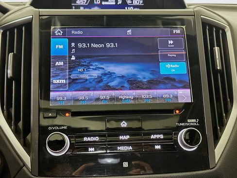 Used 2019 Subaru Crosstrek 2.0i Limited w/ Moonroof Package w/Navigation AWD/4WD image 21