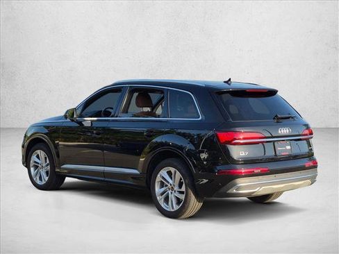 Used 2023 Audi Q7 3.0T Premium Plus w/ Premium Plus Package AWD/4WD image 7