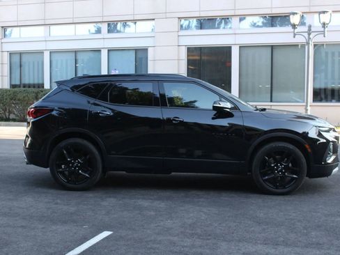 Used 2019 Chevrolet Blazer LT w/ Sound & Technology Package FWD image 6