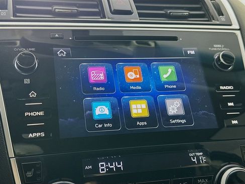 Used 2018 Subaru Outback 2.5i Premium image 16