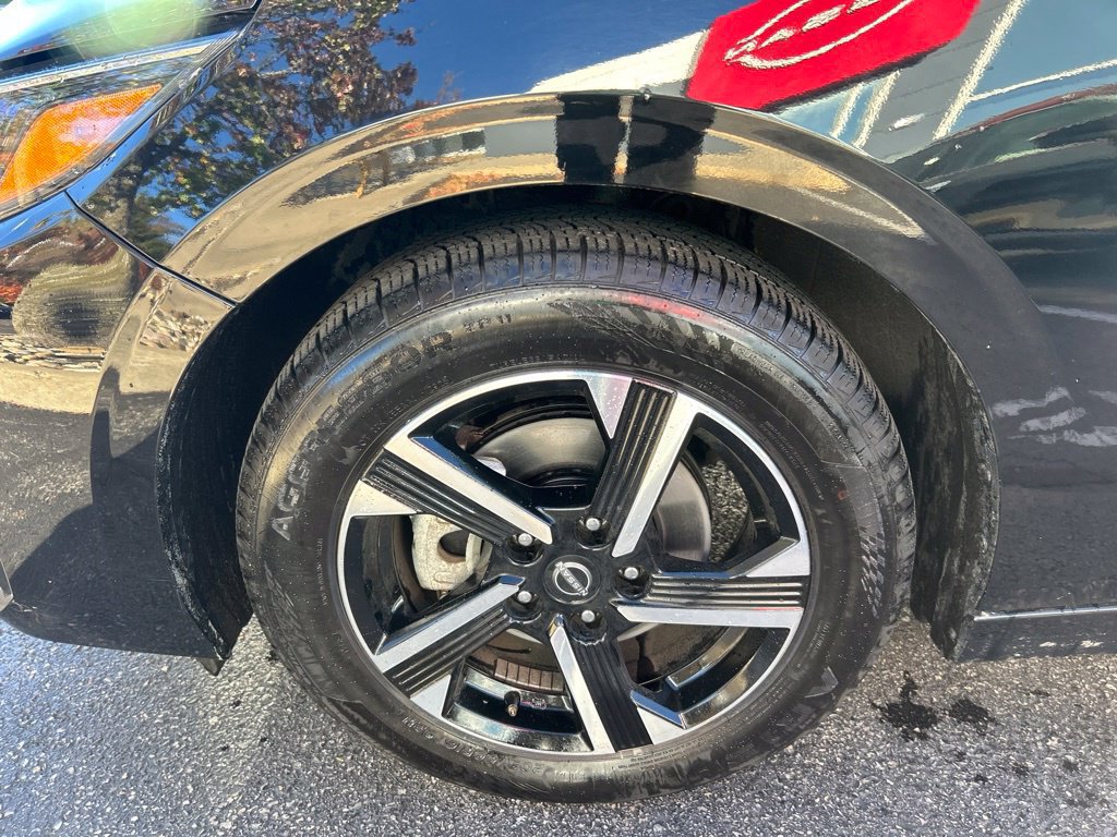 Certified 2024 Nissan Sentra SV FWD image 10