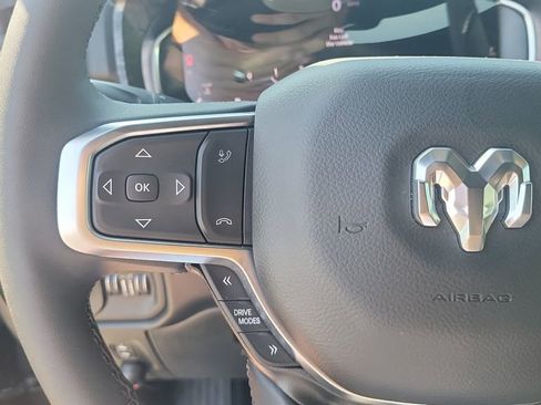 Used 2025 RAM 1500 Big Horn image 33