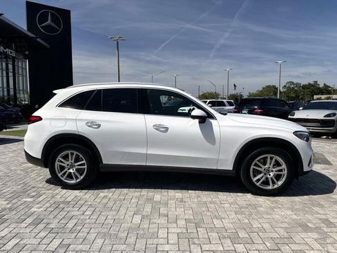 Certified 2025 Mercedes-Benz GLC 300 image 6