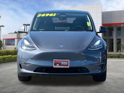 Used 2023 Tesla Model Y AWD image 10