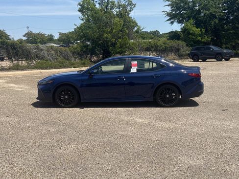 New 2026 Toyota Camry SE FWD image 6