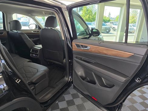 New 2026 Volkswagen Atlas SE AWD/4WD image 36