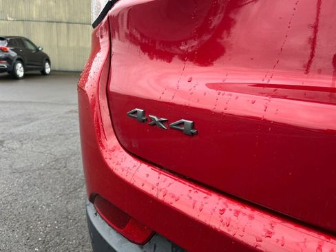 Used 2025 Jeep Compass Trailhawk image 17