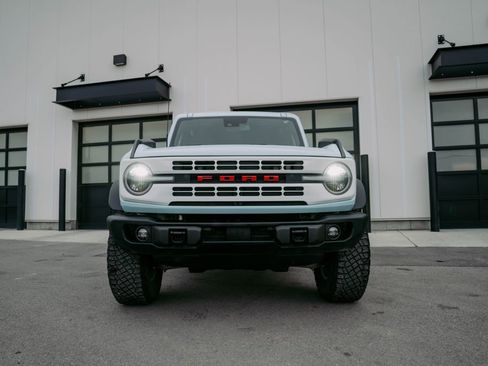 Used 2024 Ford Bronco Heritage Edition image 3