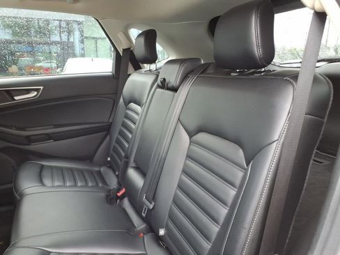 Used 2022 Ford Edge SEL AWD/4WD image 12