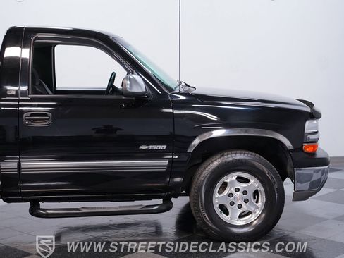 Used 2001 Chevrolet Silverado 1500 LS w/ Off-Road Chassis Pkg image 25