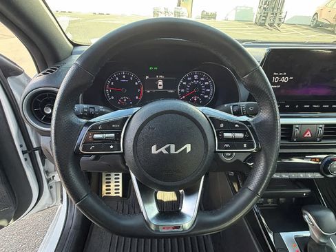 Used 2024 Kia Forte GT-Line w/ GT-Line Premium Package image 15