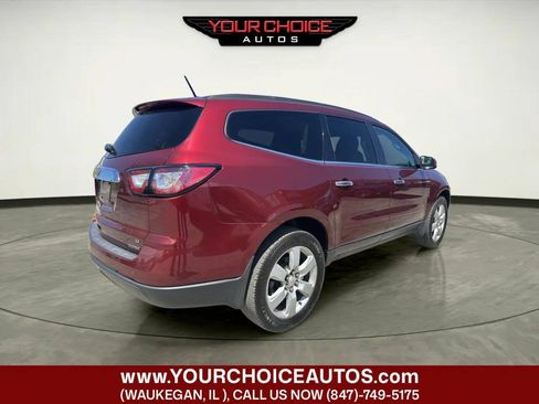 Used 2017 Chevrolet Traverse LT w/ Style and Technology Package AWD/4WD image 5