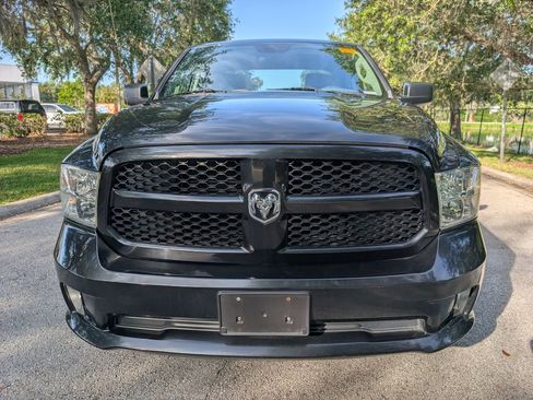Used 2019 RAM 1500 Express w/ Express Value Package AWD/4WD image 2