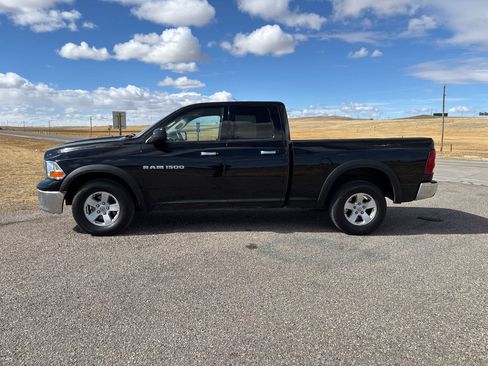 Used 2012 RAM 1500 Classic SLT image 2