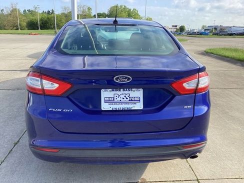 Used 2015 Ford Fusion SE FWD image 12