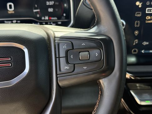 Used 2024 GMC Sierra 2500 AT4 w/ AT4 Premium Plus Package AWD/4WD image 17