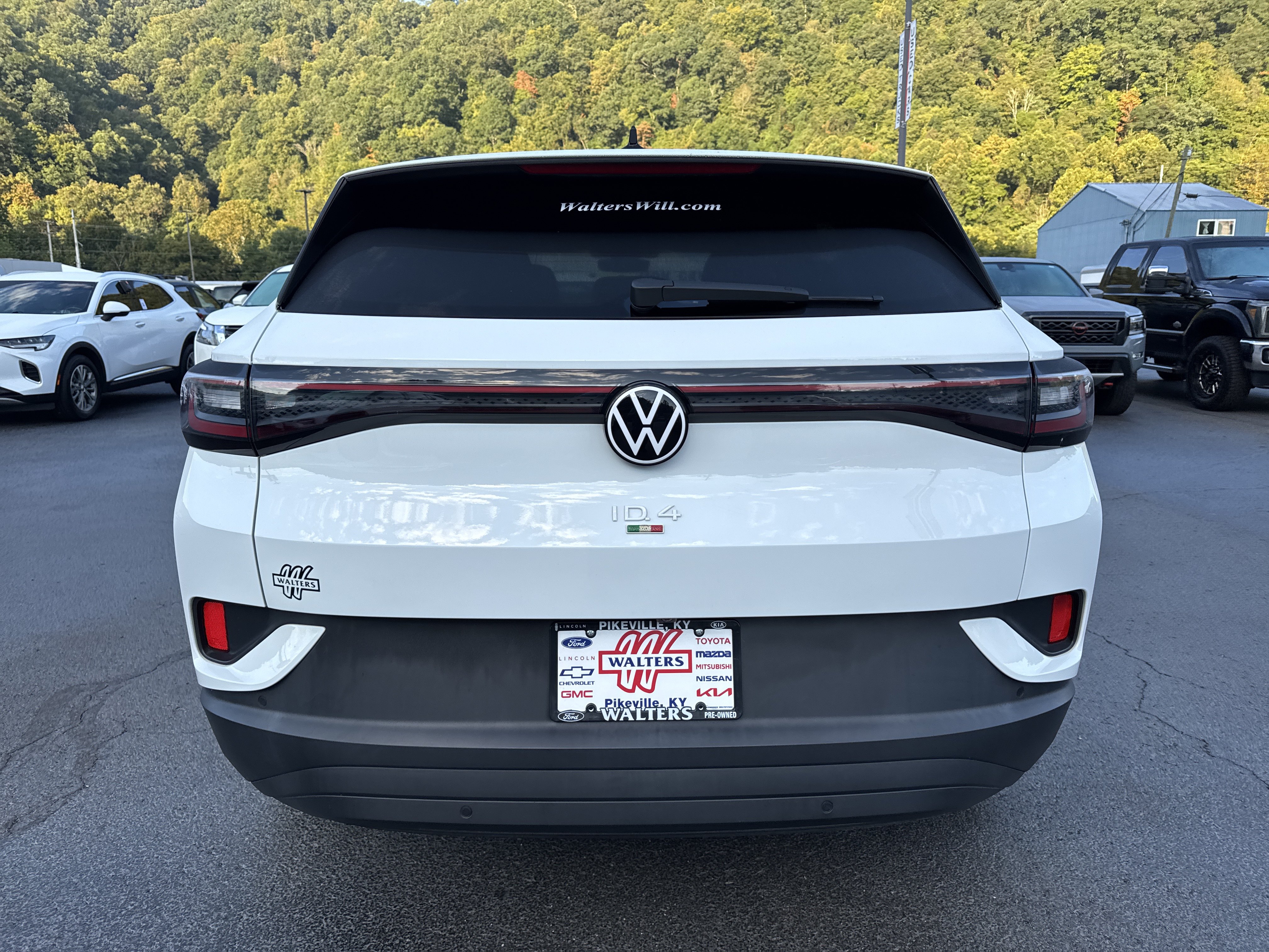 Used 2024 Volkswagen ID.4 2WD image 6