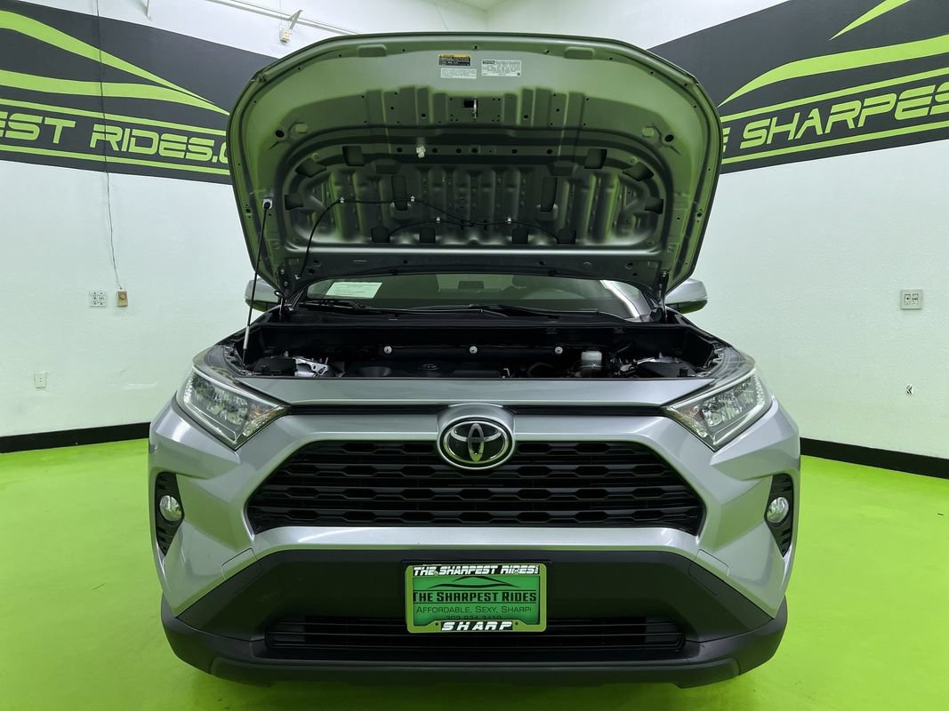 Used 2019 Toyota RAV4 XLE AWD/4WD image 4