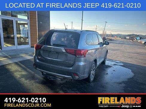 Used 2016 Mitsubishi Outlander SEL image 21