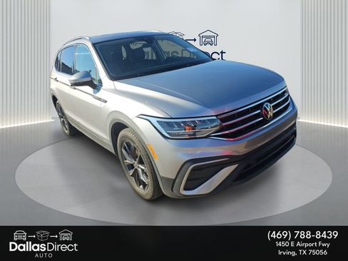 Used 2024 Volkswagen Tiguan SE image 1