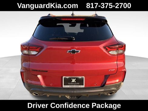 Used 2021 Chevrolet TrailBlazer RS w/ Technology Package image 3