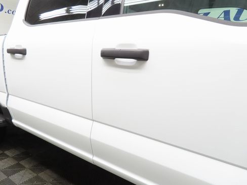 Used 2025 Ford F350 XLT image 29