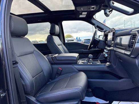 Used 2025 Ford F150 Lariat w/ Equipment Group 501A Mid image 11