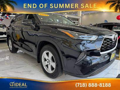 Used 2023 Toyota Highlander L