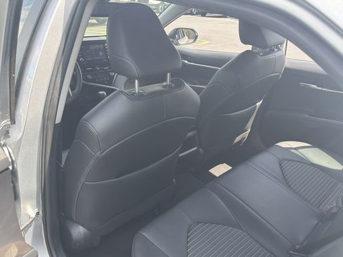 Used 2024 Toyota Camry SE w/ Convenience Package image 20