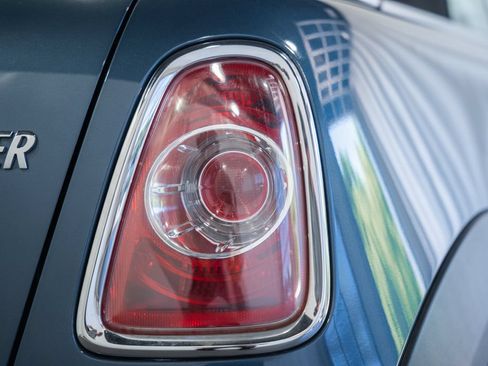 Used 2011 MINI Cooper Convertible FWD image 6