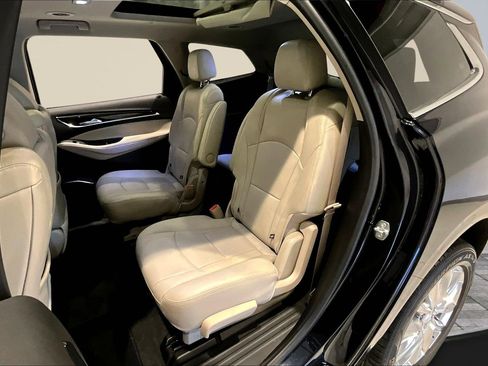Used 2020 Buick Enclave Premium w/ Sun and Sites Package image 21