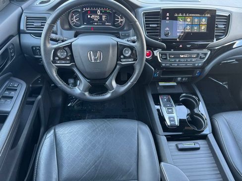 Used 2022 Honda Passport Elite image 15