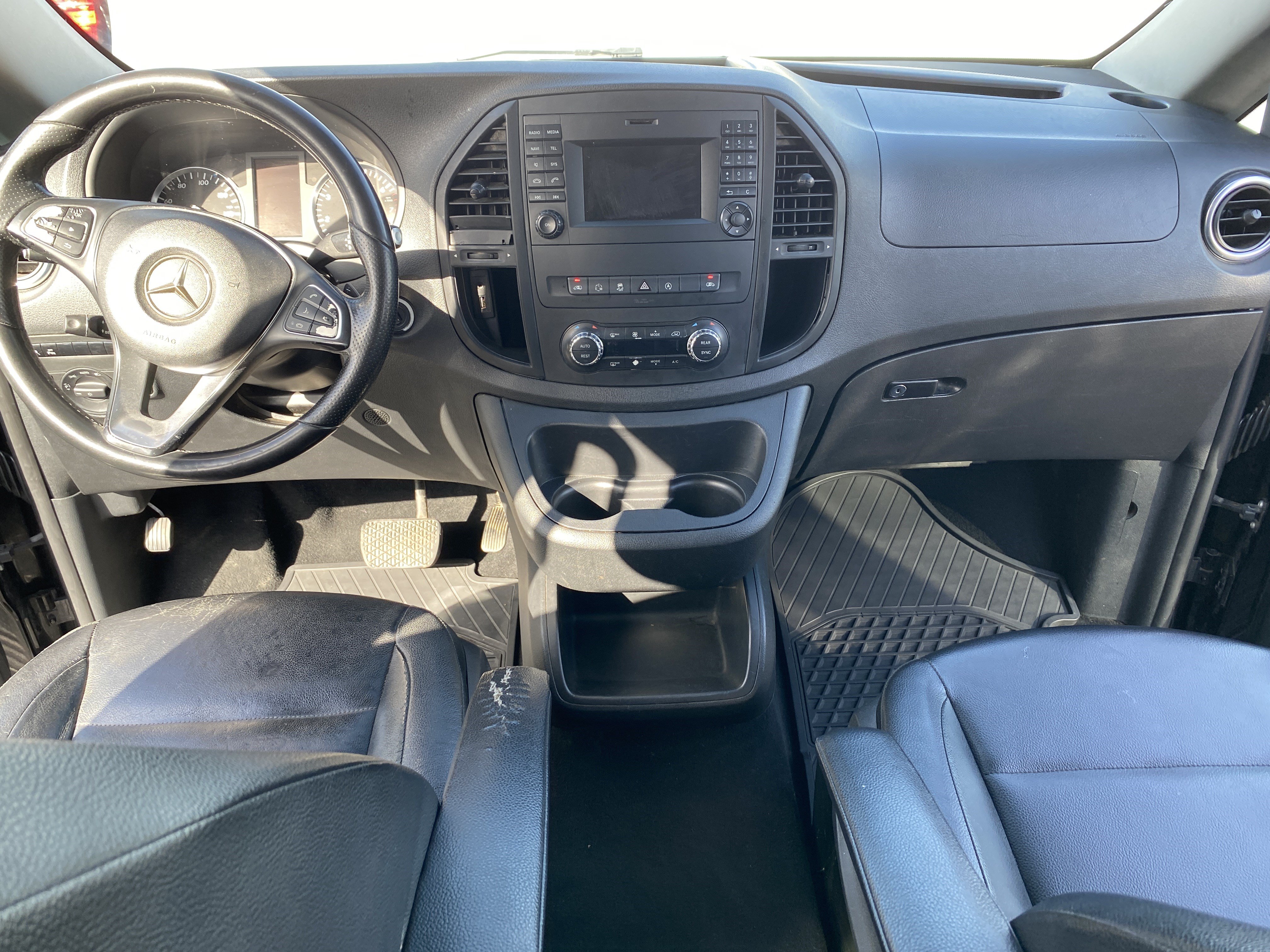 Used 2016 Mercedes-Benz Metris Passenger image 16