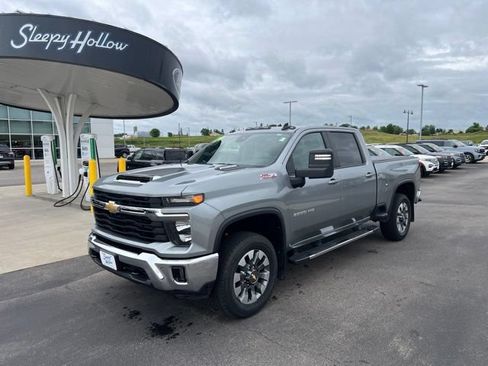 Used 2024 Chevrolet Silverado 2500 LT w/ All Star Edition AWD/4WD image 1