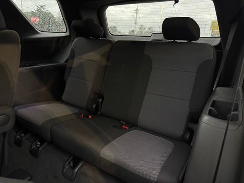 Used 2023 Chevrolet Traverse LT w/ Midnight/Sport Edition AWD/4WD image 9