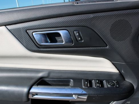 Used 2024 Ford Mustang GT Premium image 17