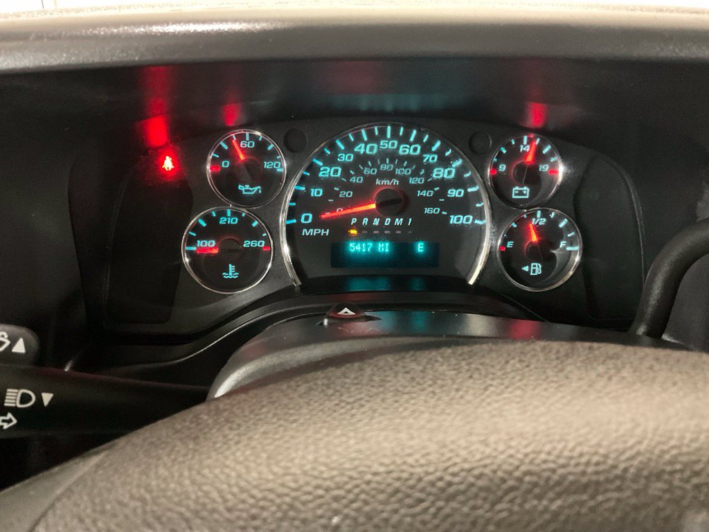 Used 2025 Chevrolet Express 2500 LT w/ LT Preferred Equipment Group RWD image 16
