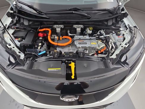 Used 2024 Nissan Ariya FWD image 32