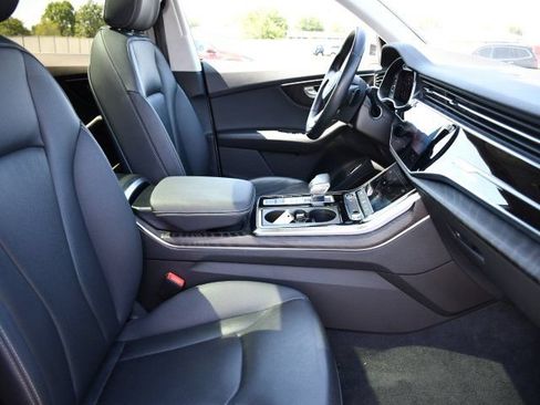 Used 2022 Audi Q8 Premium Plus w/ Premium Plus Package AWD/4WD image 36
