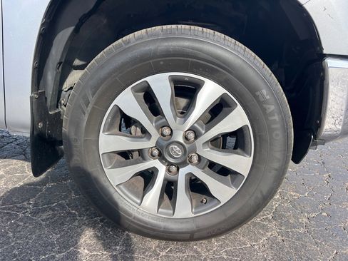 Used 2018 Toyota Tundra Limited w/ Limited Premium Package image 48