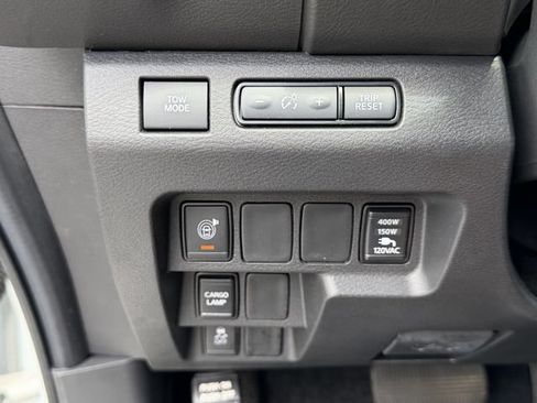 Certified 2025 Nissan Frontier SV w/ SV Convenience Package RWD image 22
